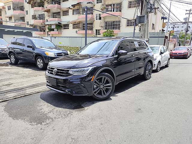 2022 Volkswagen Tiguan R Design usado en venta por Car Depot