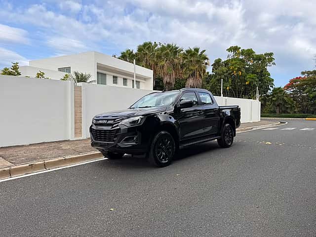 2027 Isuzu DMAX LSE nuevo en venta por E. Francisco Rodrigues Auto Import