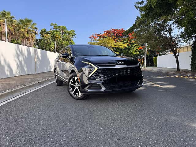 2024 Kia Sportage EX usado en venta por E. Francisco Rodrigues Auto Import