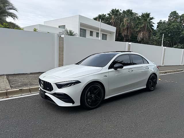 2024 Mercedes Benz A 35 AMG usado en venta por E. Francisco Rodrigues Auto Import