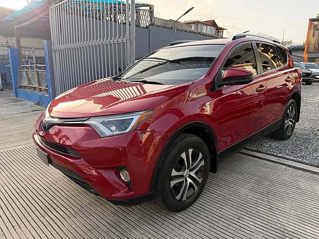 2017 Toyota RAV4 LE usado en venta por Joeca Autos