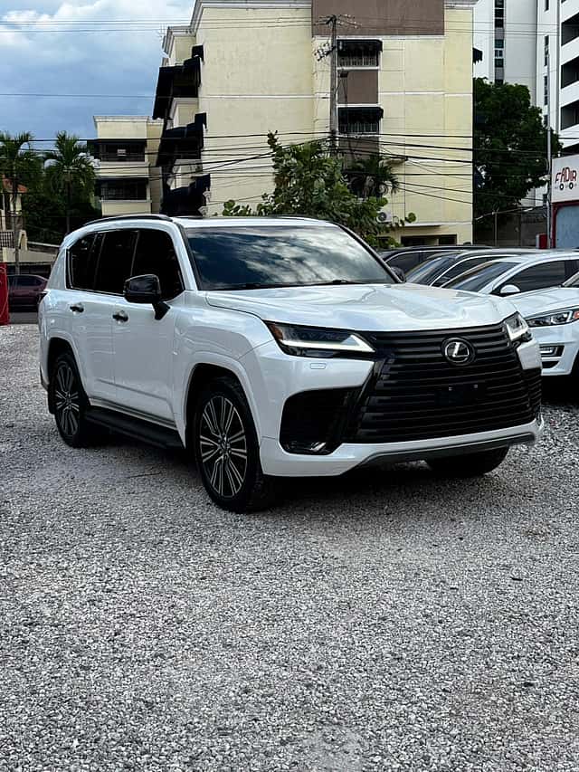 2023 Lexus LX 600 Luxury usado en venta por FADIR AUTO GROUP 