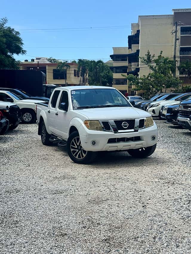 2017 Nissan Frontier LE usado en venta por FADIR AUTO GROUP 