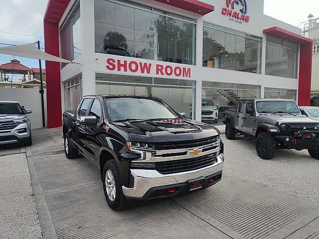 2020 Chevrolet Silverado Z 71 usado en venta por Chalas Auto Gallery