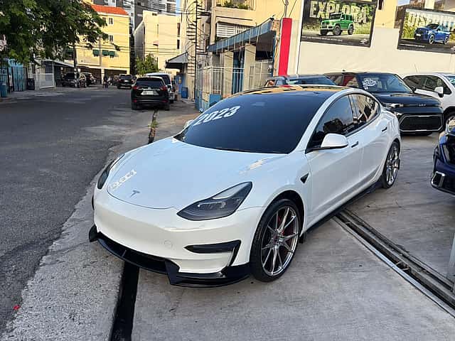 2023 Tesla Model 3 usado en venta por SEDI MOTORS