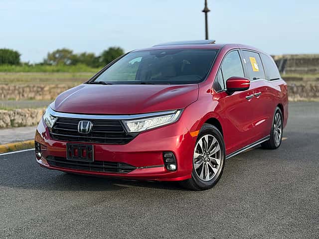 2022 Honda Odyssey EXL usado en venta por Saldivar Auto Store 