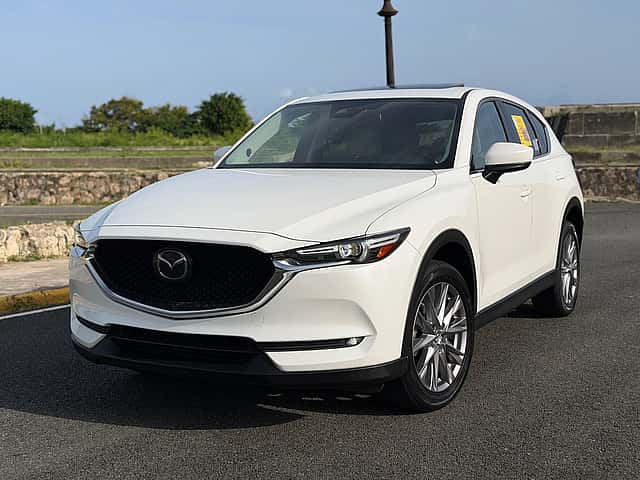 2020 Mazda CX-5 GRAND TOURING usado en venta por Saldivar Auto Store