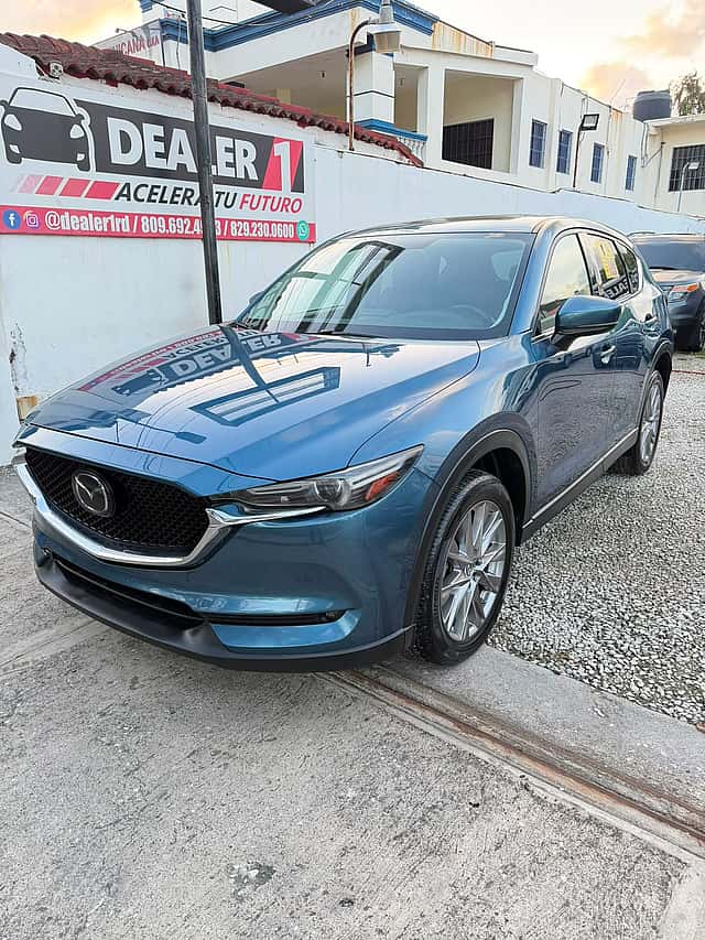 2020 Mazda CX-5 GRAND TOURING usado en venta por DEALER UNO