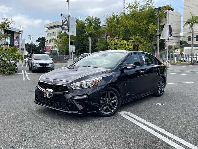 2020 Kia Forte GT Line usado en venta por Mena Dominguez Motors