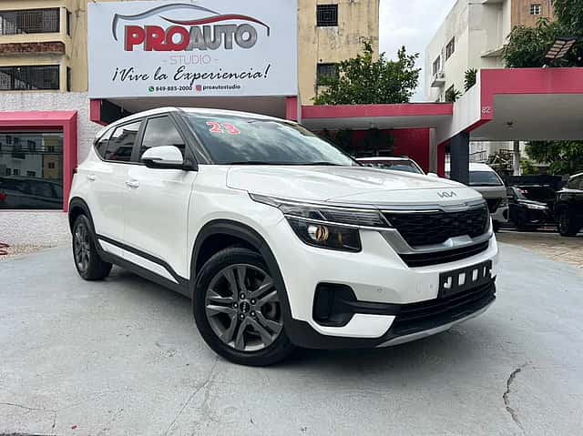 2023 Kia Seltos usado en venta por Proauto Studio