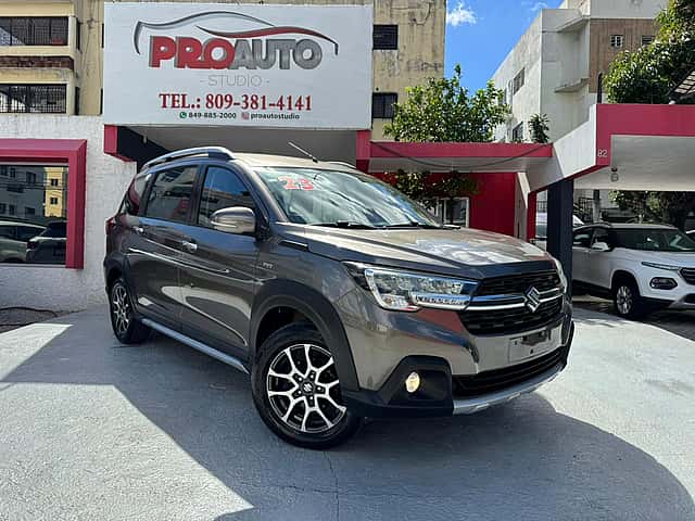 2023 Suzuki XL7 GLX usado en venta por Proauto Studio