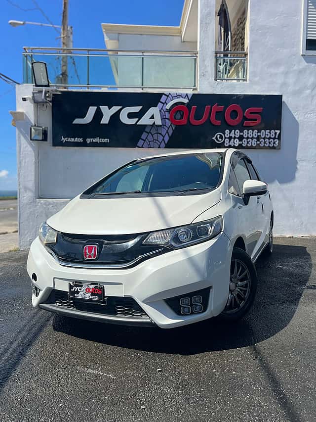 2015 Honda Fit Hybrid usado en venta por JYCA AUTOS