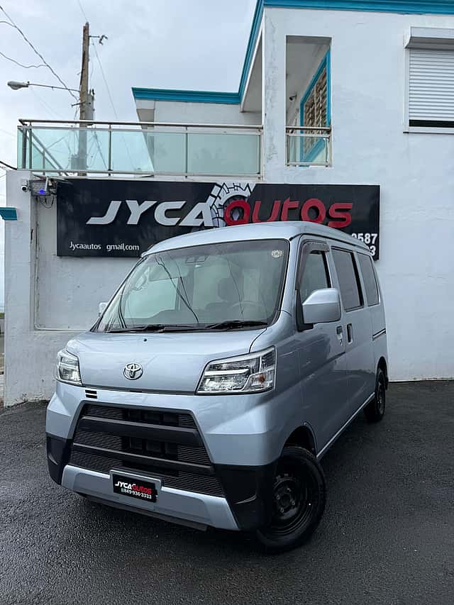 2021 Toyota Pixis usado en venta por JYCA AUTOS