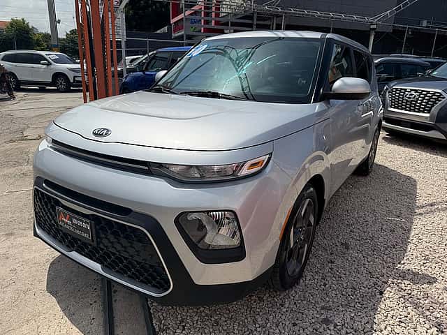 2020 Kia Soul LX usado en venta por AV AUTO IMPORT