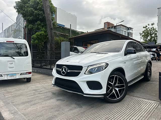 2019 Mercedes Benz GLE 43 AMG usado en venta por DARWIN ROSADO
