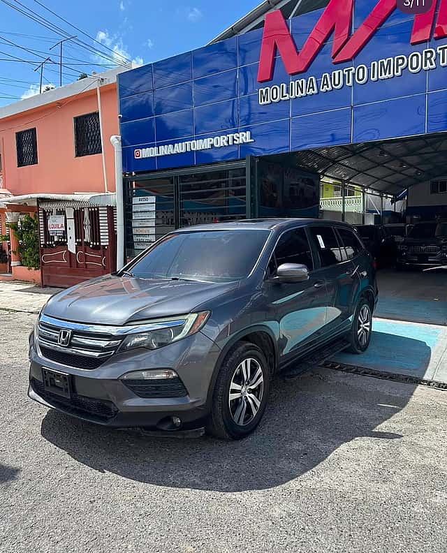 2016 Honda Pilot EXL usado en venta por Molina Auto Import