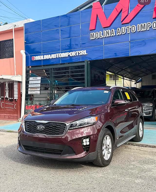 2020 Kia Sorento LX usado en venta por Molina Auto Import
