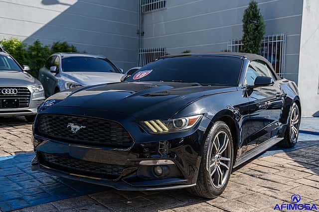 2017 Ford Mustang I4 Convertible usado en venta por Afimosa Motors