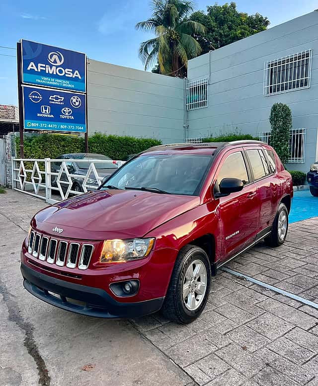 2014 Jeep Compass Sport usado en venta por Afimosa Motors