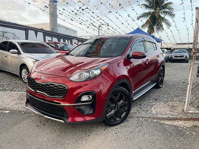 2020 Kia Sportage Sport usado en venta por MERAN SOLUCIONES AUTO IMPORT