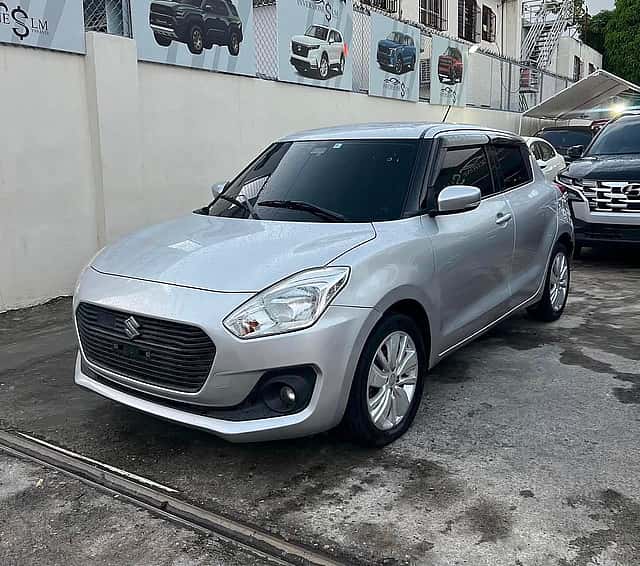 2018 Suzuki Swift Sport usado en venta por Inversiones LM Ynfante