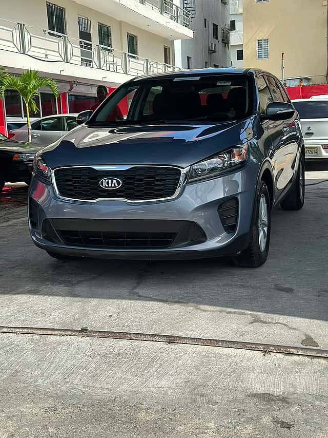 2020 Kia Sorento LX usado en venta por Carlitos Auto Import, SRL