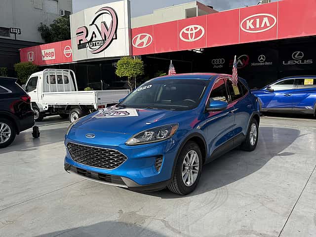 2020 Ford Escape SE usado en venta por RAM MEGA AUTOS