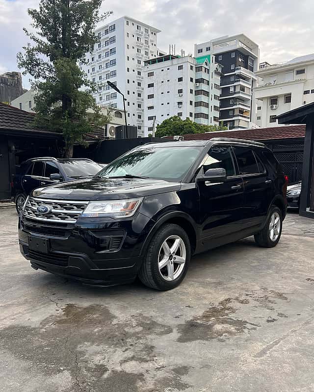 2019 Ford Explorer XL usado en venta por Taino Auto Deluxe
