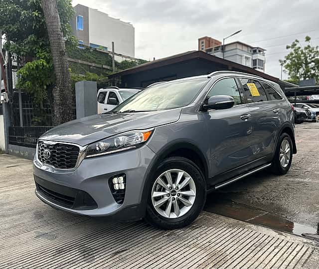 2020 Kia Sorento LX usado en venta por Comboy Auto Import