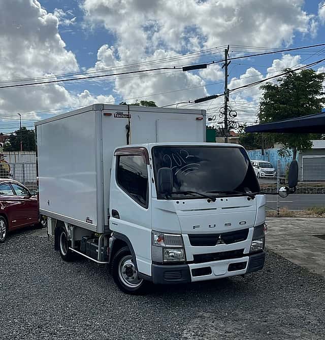 2012 Mitsubishi Motors Fuso Canter usado en venta por Subascar Motors 