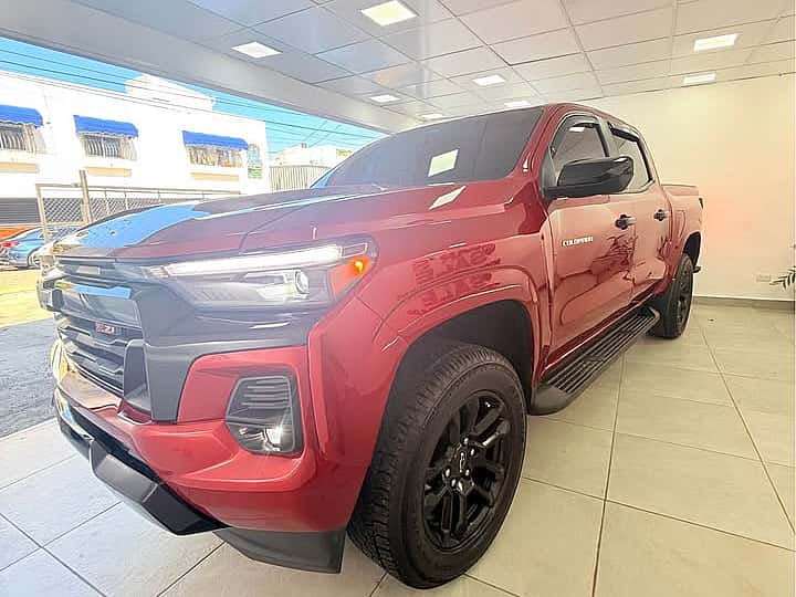 2023 Chevrolet Colorado Z71 usado en venta por Car's And Home's On Sale Chos