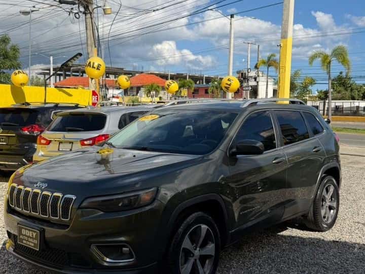 2020 Jeep Cherokee Latitude usado en venta por ODEY AUTO SALES