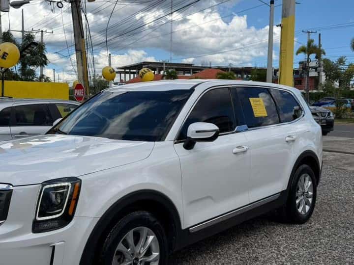 2020 Kia Telluride LX usado en venta por ODEY AUTO SALES