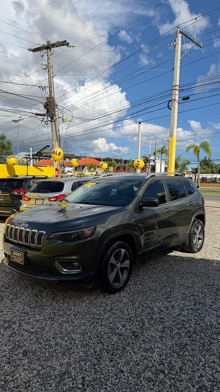 Jeep Cherokee Latitude 2020 en venta - vista principal