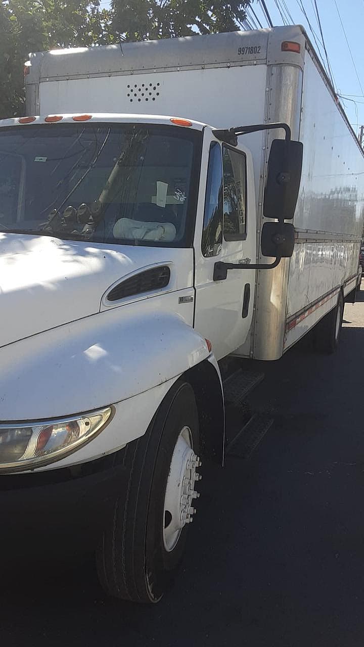 International 4300 2004 en venta - vista principal