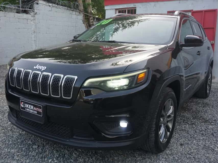 2020 Jeep Cherokee Latitude Plus usado en venta por Iker Auto Import