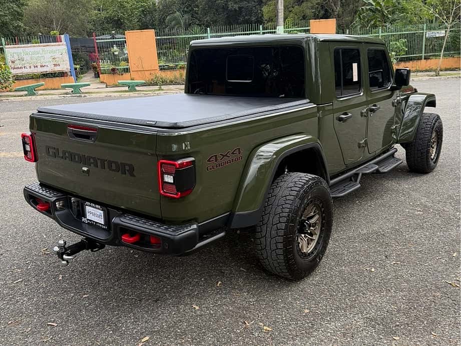2021 Jeep Gladiator Rubicon usado en venta por Rosario Suero Auto Import