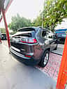 Jeep Cherokee Latitude Plus 2019 - miniatura 5
