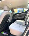 Hyundai Elantra SEL 2020 - miniatura 9