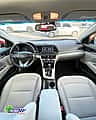 Hyundai Elantra Value Edition 2020 - miniatura 9