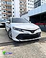 Toyota Camry LE 2018 - miniatura 3