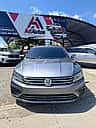 Volkswagen Passat R-Line 2018 - miniatura 2