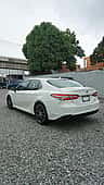 Toyota Camry LE 2020 - miniatura 6