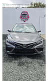 Toyota Camry SE 2021 - miniatura 2