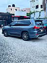 Lexus LX 570 Sport 2020 - miniatura 4