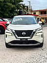 Nissan Rogue SV 2023 - miniatura 2