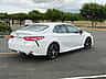 Toyota Camry SE 2020 - miniatura 3