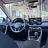 Toyota RAV4 LE 2025 - miniatura 2