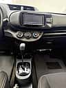 Toyota VITZ 2020 - miniatura 10