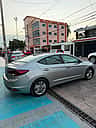 Hyundai Elantra SEL 2020 - miniatura 4